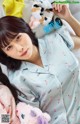 Reona Matsushita 松下玲緒菜, Rin Miyauchi 宮内凛, Young Gangan 2021 No.04 (ヤングガンガン 2021年4号)